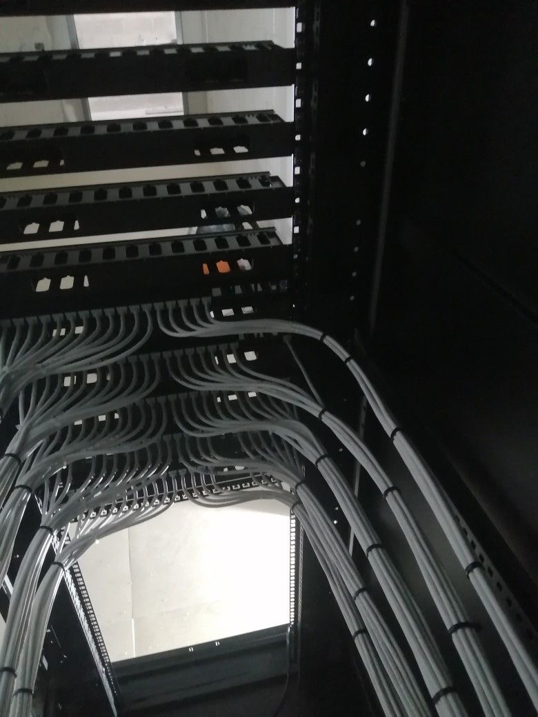 Patch Panel ve Rack Kurulumu